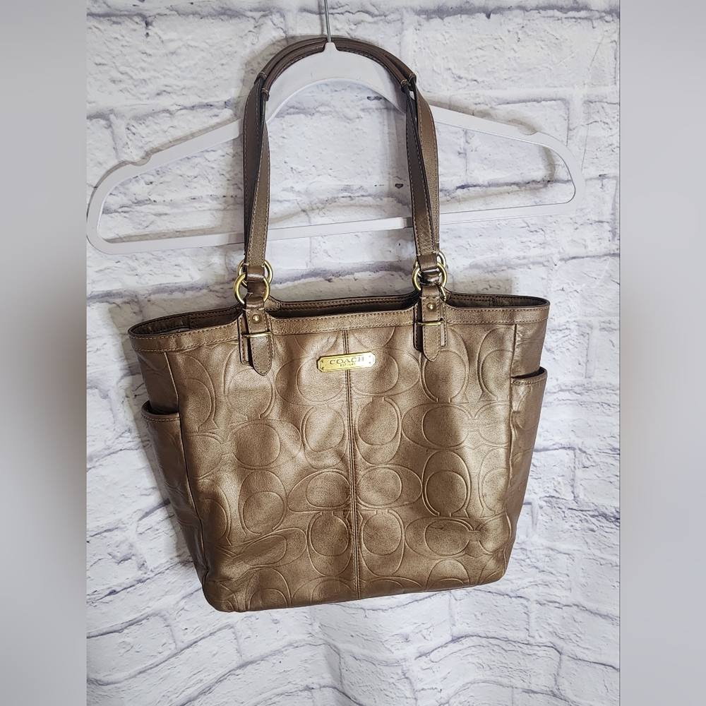 Coach Gallery Embossed Leather Handbag Purse Copper Leather F20741